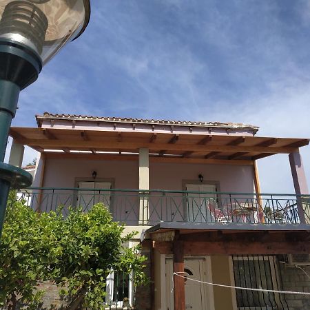 Near Airportand Metropolitan Penelopi Cozy Home Artemida  Exterior foto